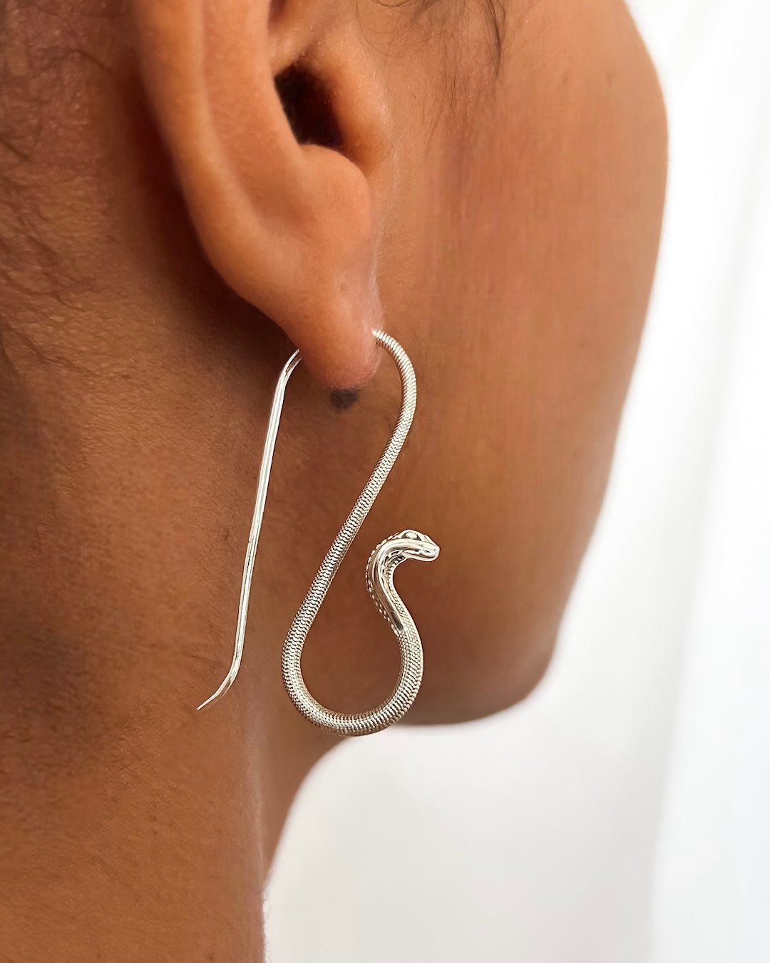 COBRA EARRINGS