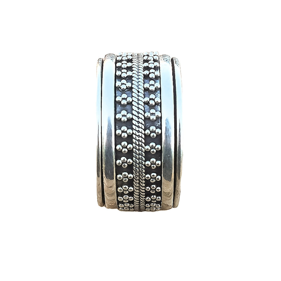 SPINNING BAND RING